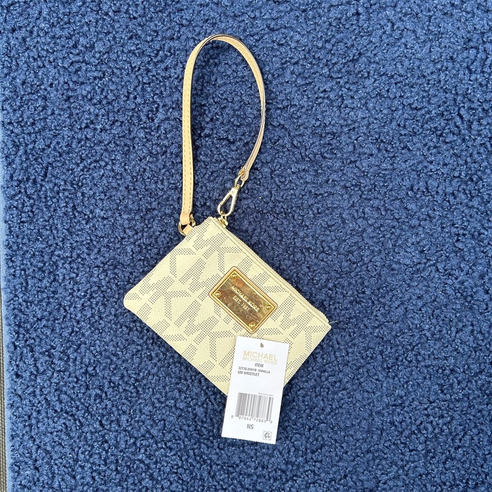 Michael Kors small signature wristlet - Picture 1 of 3
